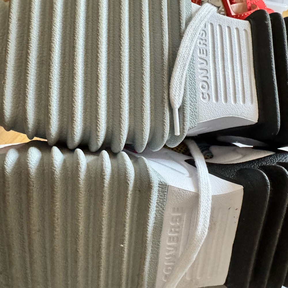 Multicolor Converse Worn Once - image 4